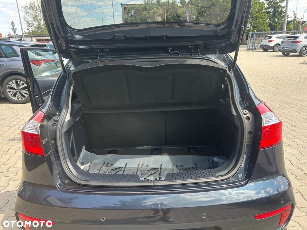 Kia Rio 1.2 M - 18