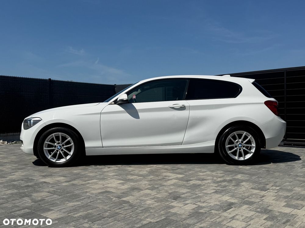 BMW Seria 1 114d Sport Line - 4