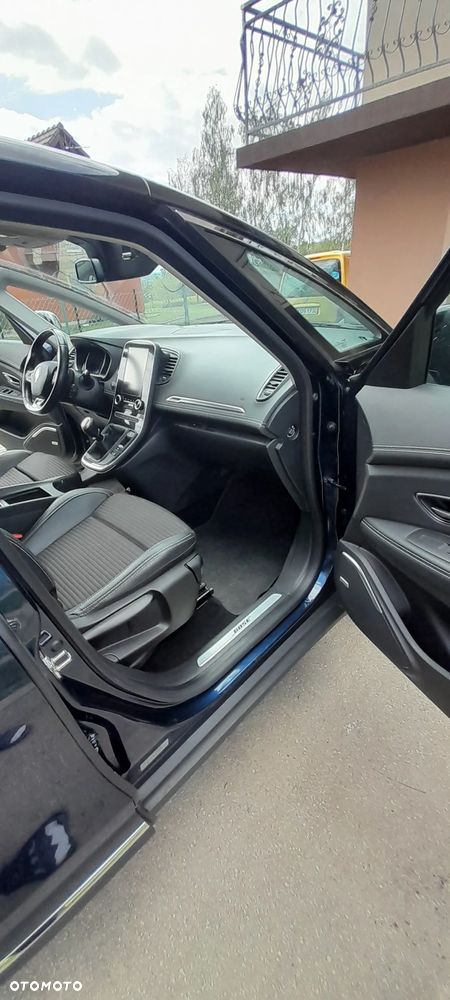 Renault Scenic - 5