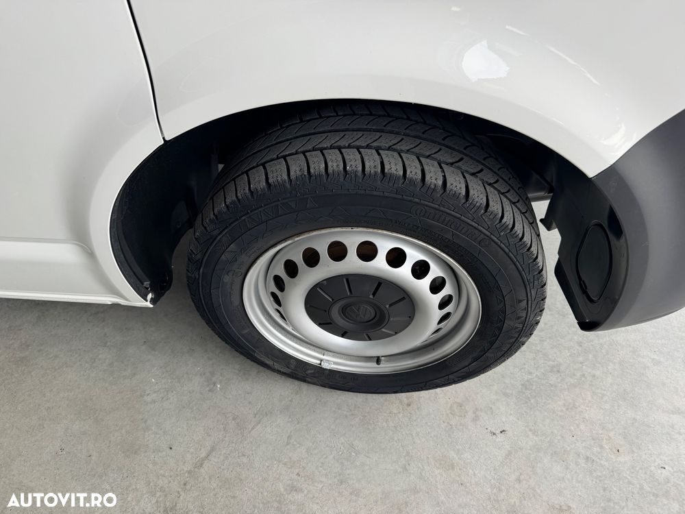 Volkswagen Transporter - 28