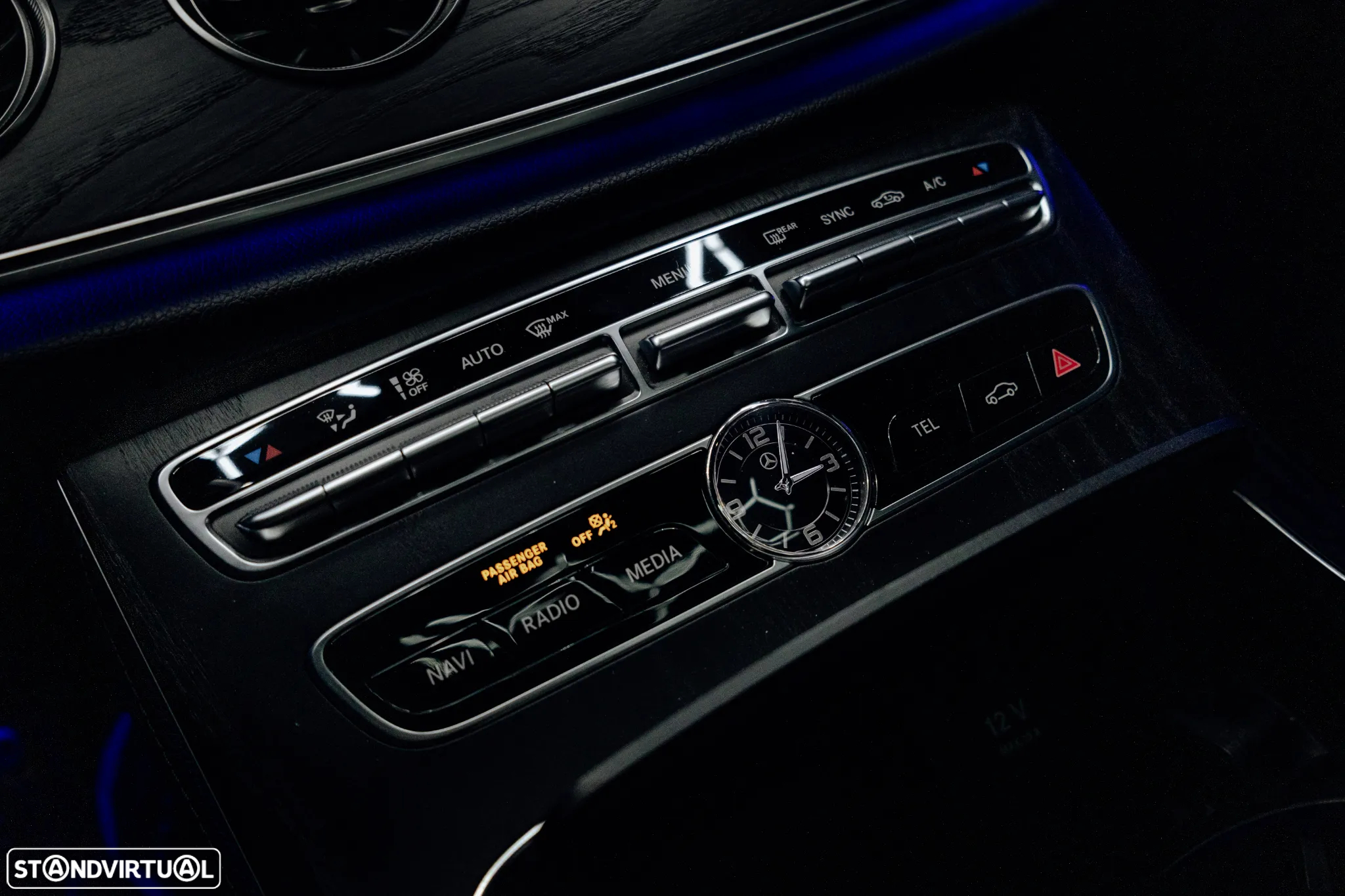 Mercedes-Benz E 220 d Coupe 9G-TRONIC Night Edition - 15