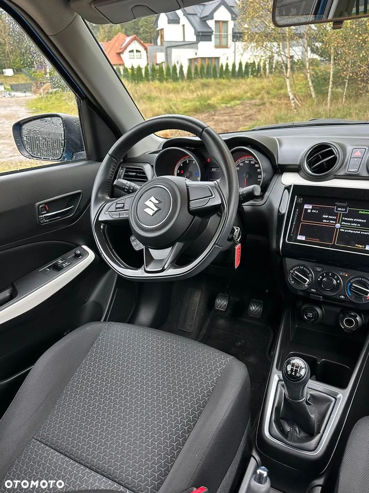 Suzuki Swift 1.2 Premium - 7