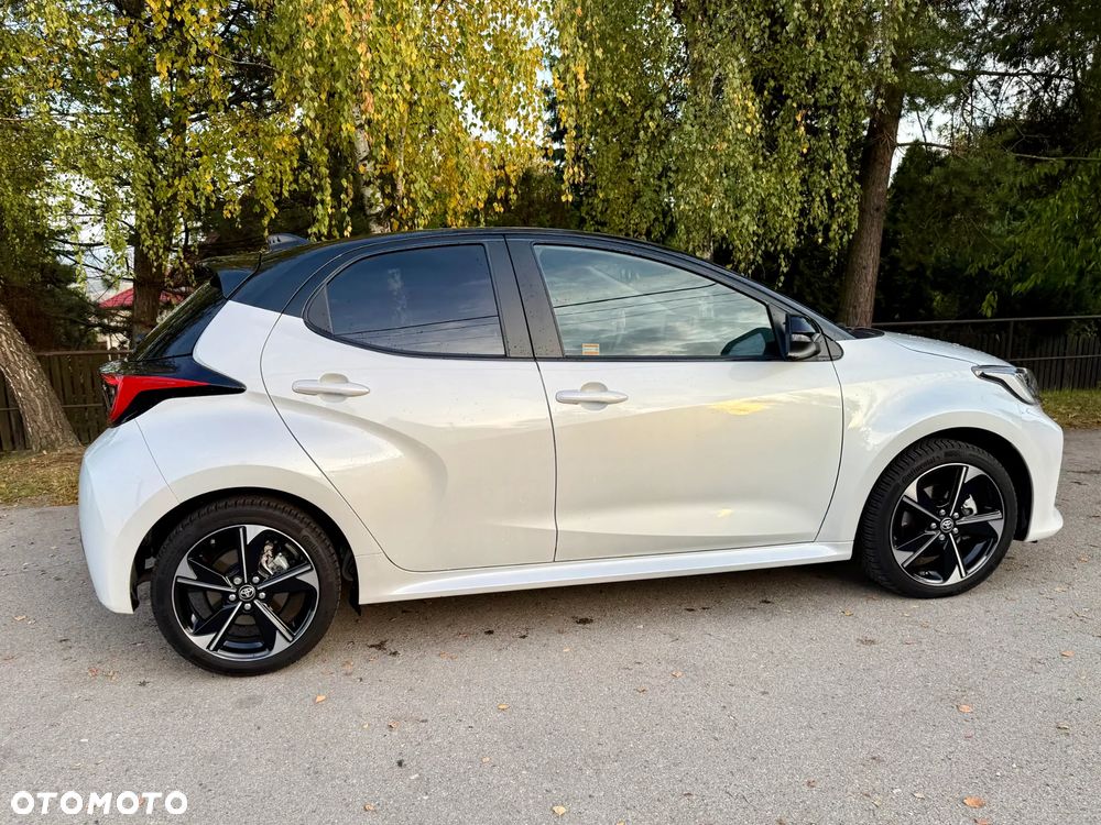 Toyota Yaris Hybrid 1.5 Executive - 12