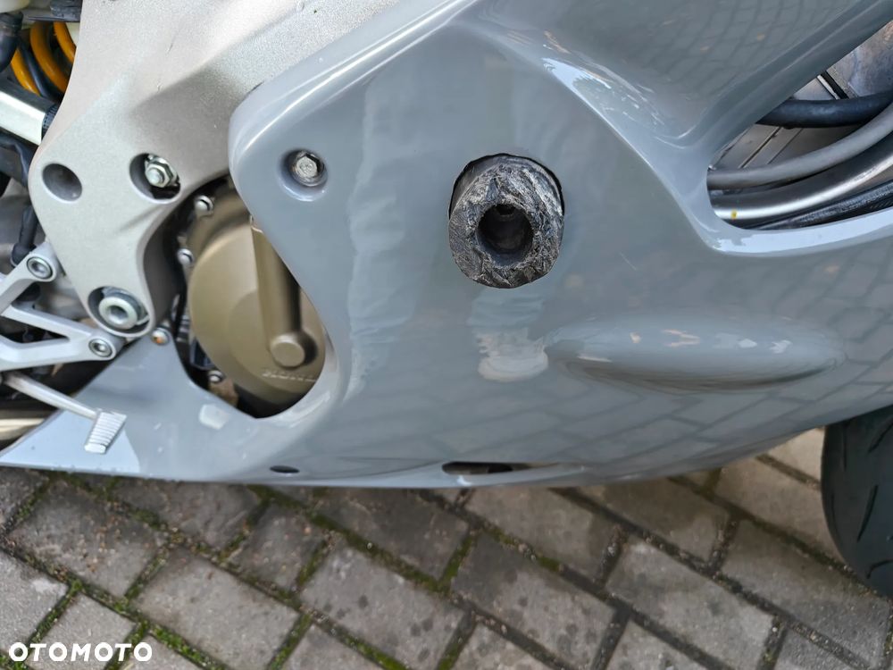 Honda CBR - 6