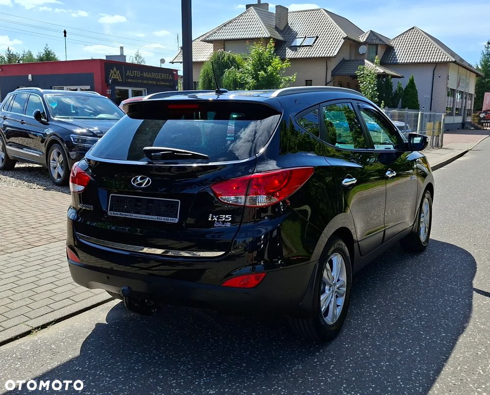 Hyundai ix35 1.6 2WD Fifa World Cup Edition - 3