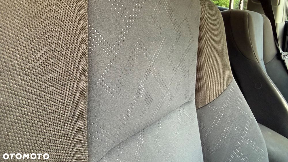 Honda Civic 1.8 Comfort - 37