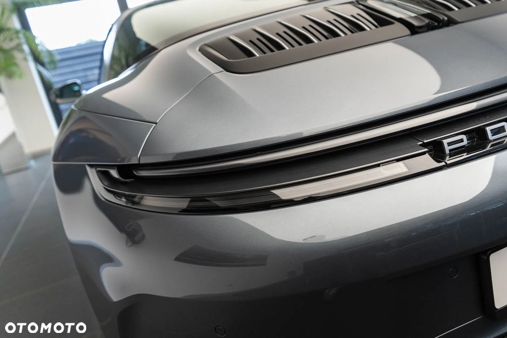 Porsche 911 Targa 4S - 37