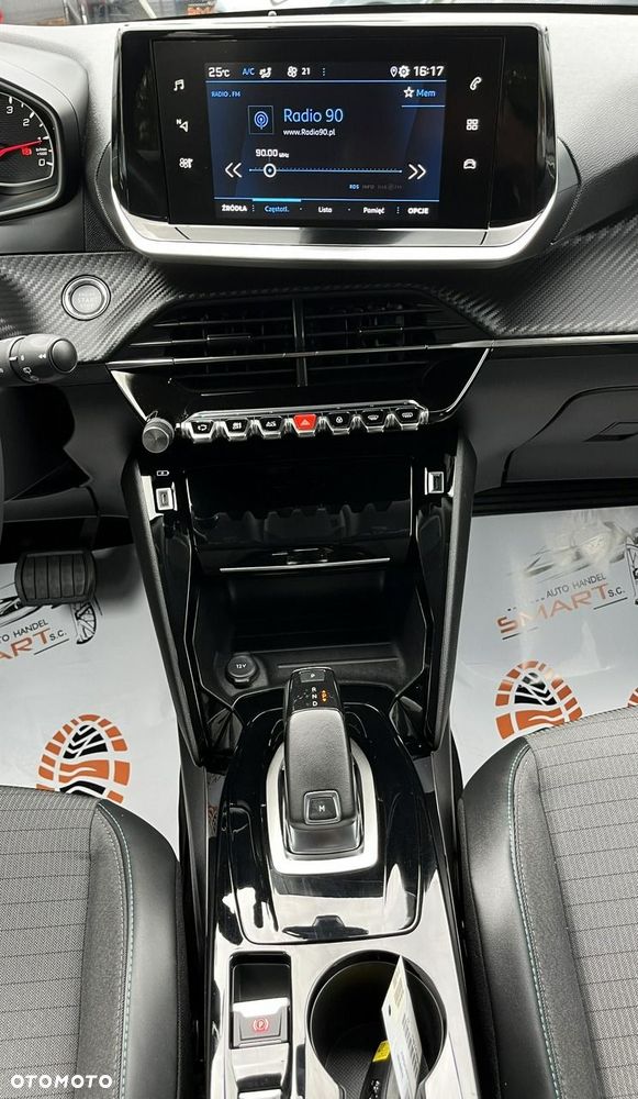 Peugeot 2008 PureTech 130 Allure S&S EAT8 - 22
