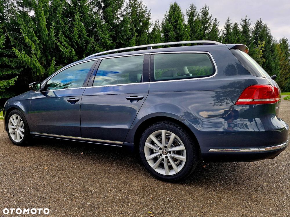 Volkswagen Passat Variant 2.0 TDI DSG BlueMotion Technology Highline - 8
