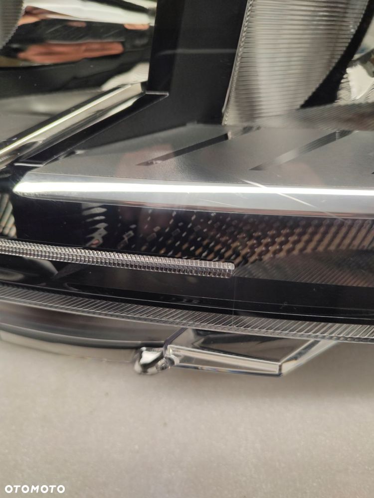 toyota proace ii lift komplet lamp przednich 9847198380 - 9