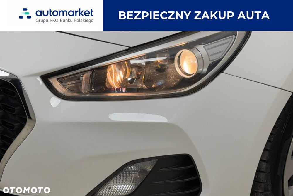 Hyundai i30 1.4 Classic + - 10