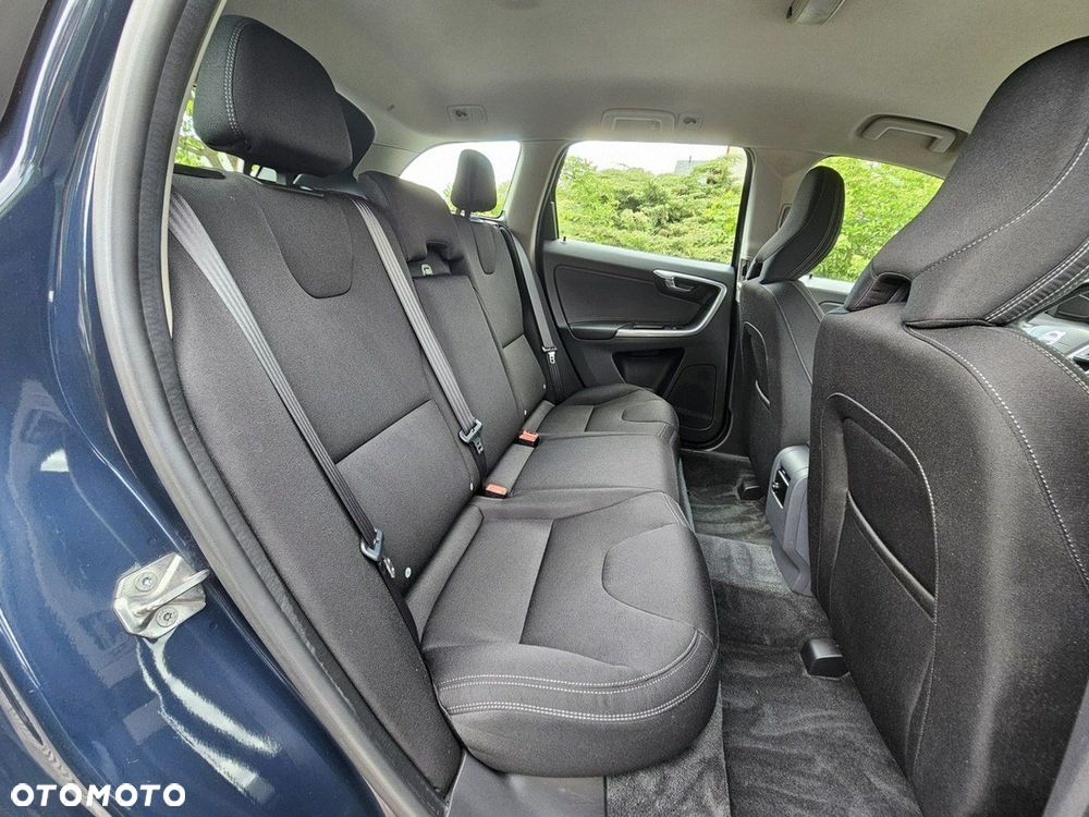 Volvo XC 60 D3 Momentum - 15