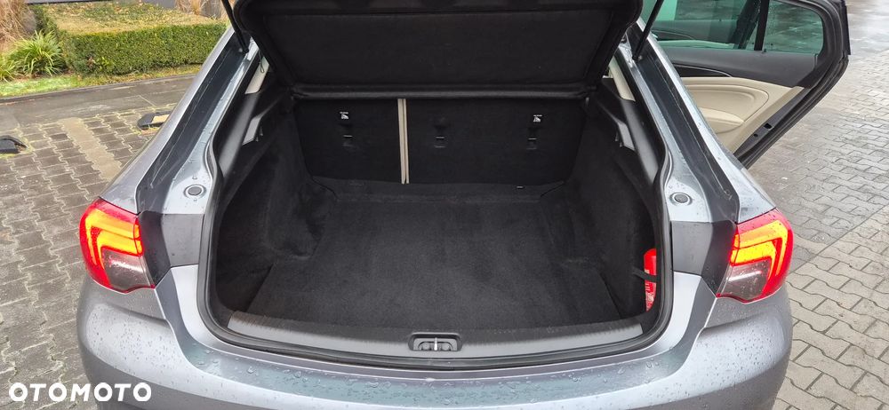 Opel Insignia CT 2.0 CDTI Exclusive S&S - 20