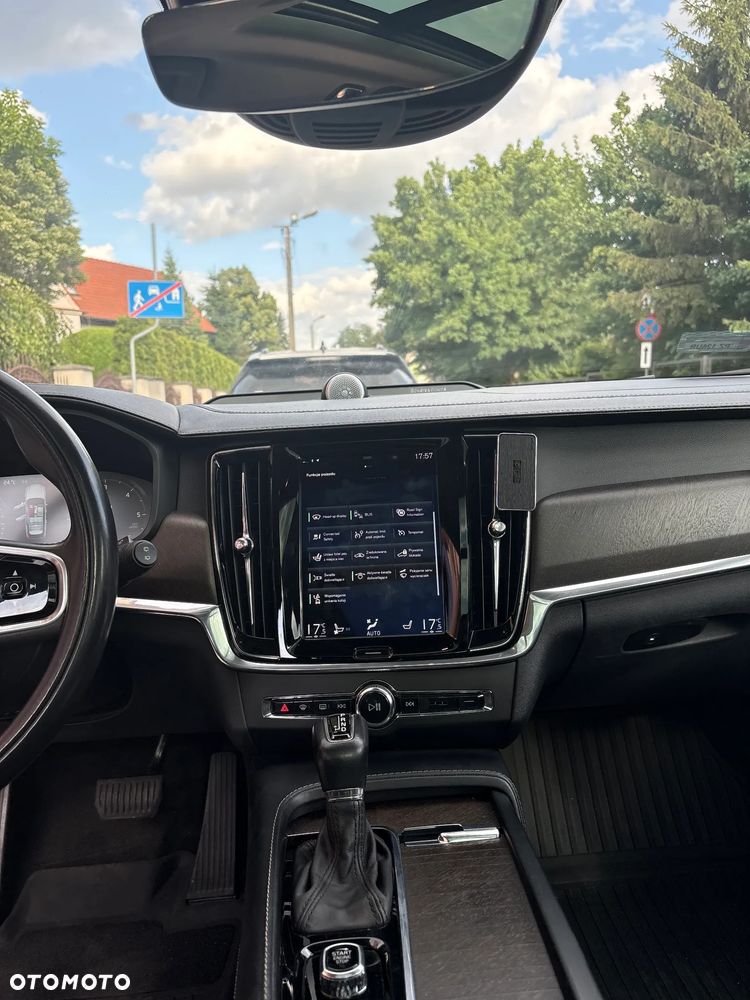 Volvo V90 Cross Country D5 AWD - 27