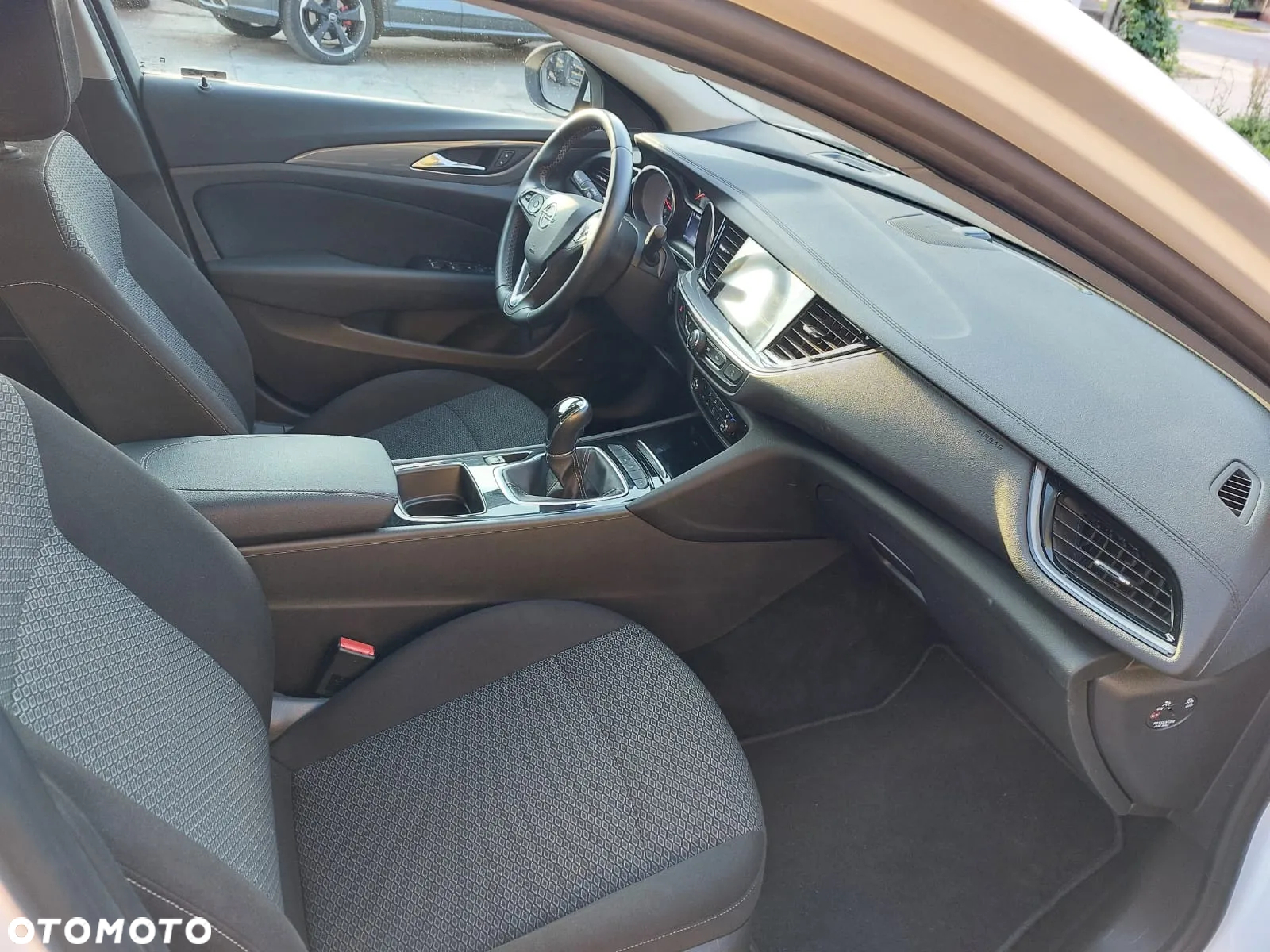 Opel Insignia - 18