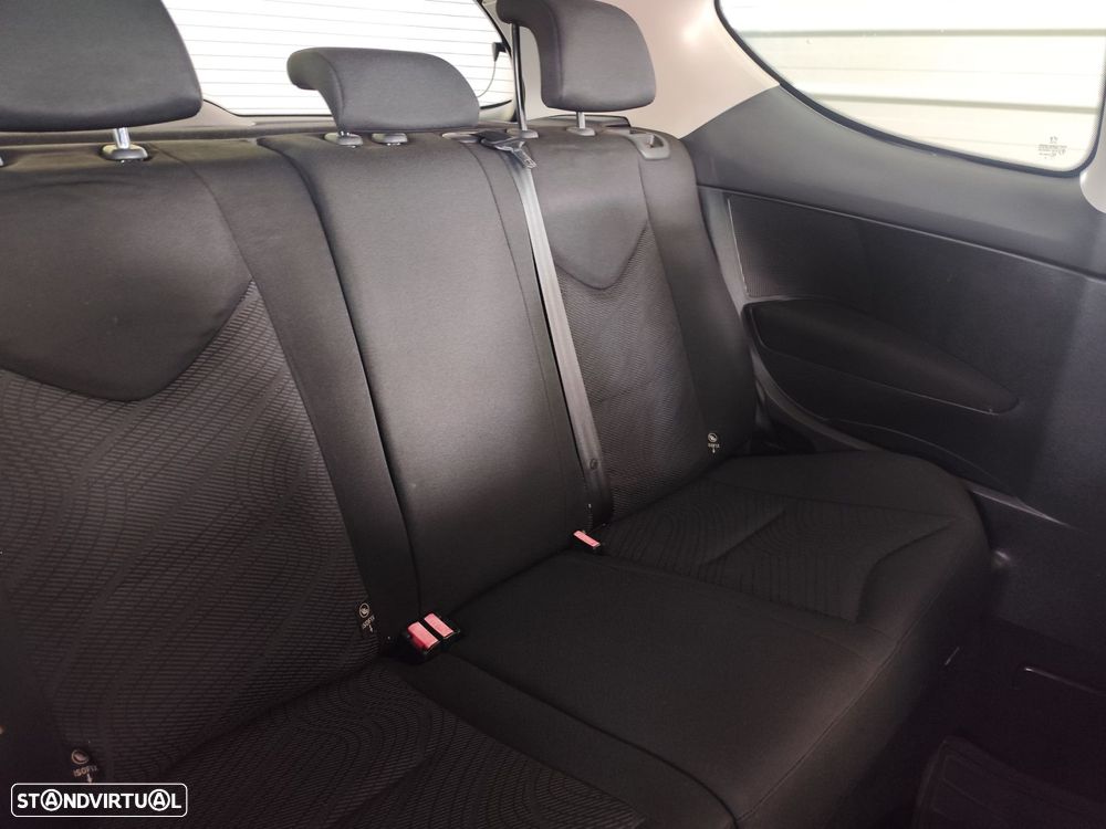 Peugeot 308 HDi FAP 90 Tendance - 19