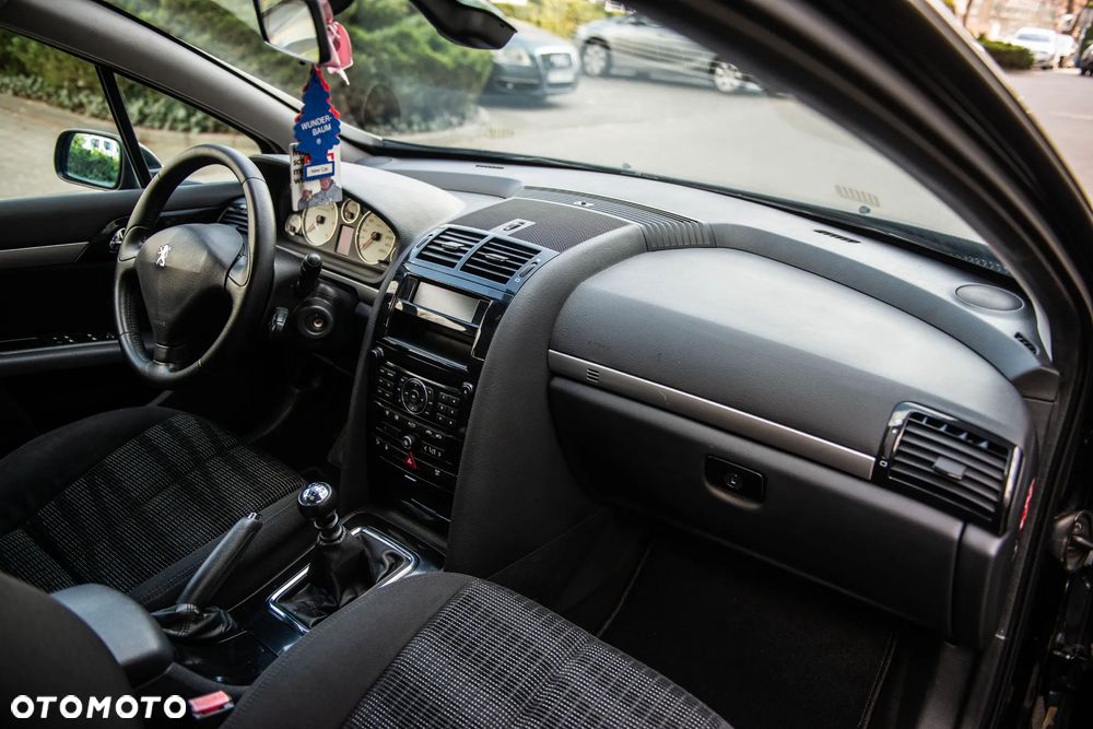 Peugeot 407 HDi 140 JBL - 25