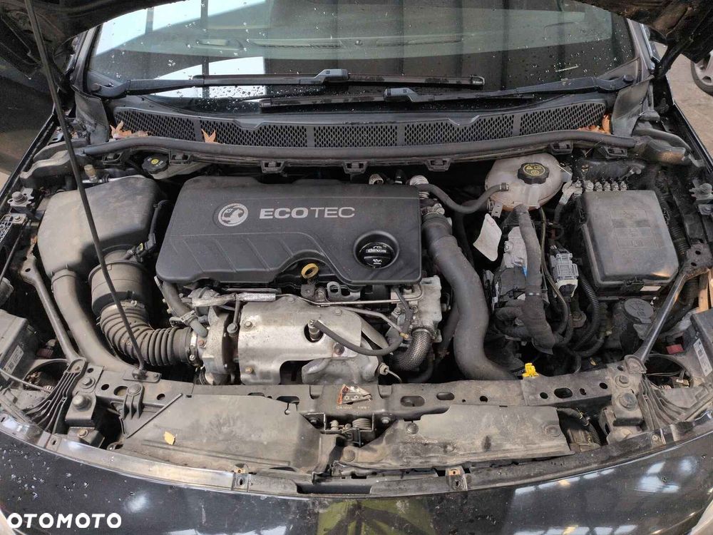 Opel Astra 1.6 D Start/Stop Business - 10