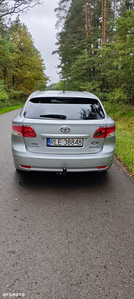 Toyota Avensis Combi 1.8 Sol - 5