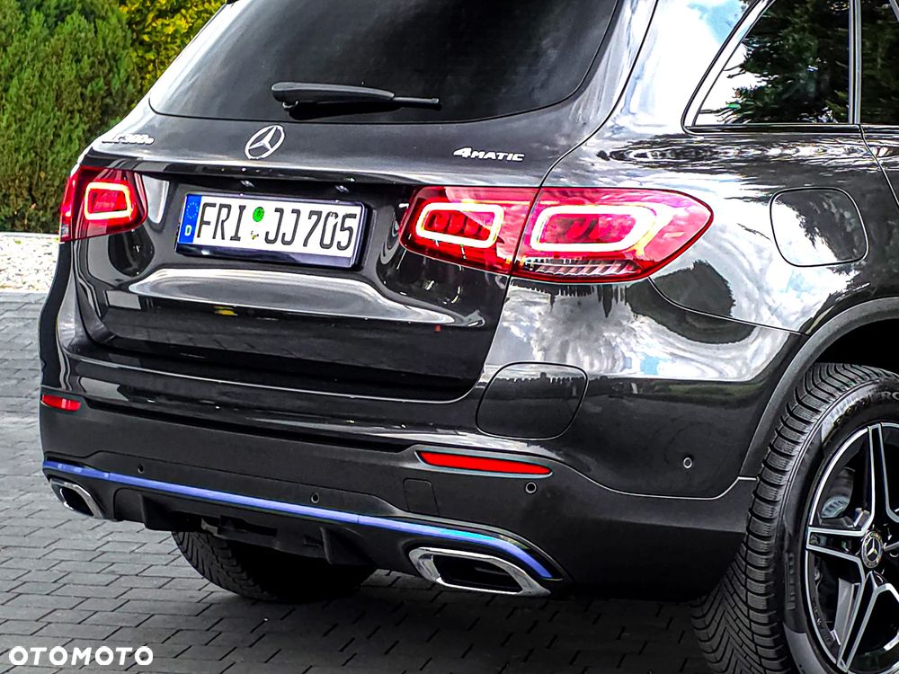 Mercedes-Benz GLC 350 e 4Matic 7G-TRONIC AMG Line - 9