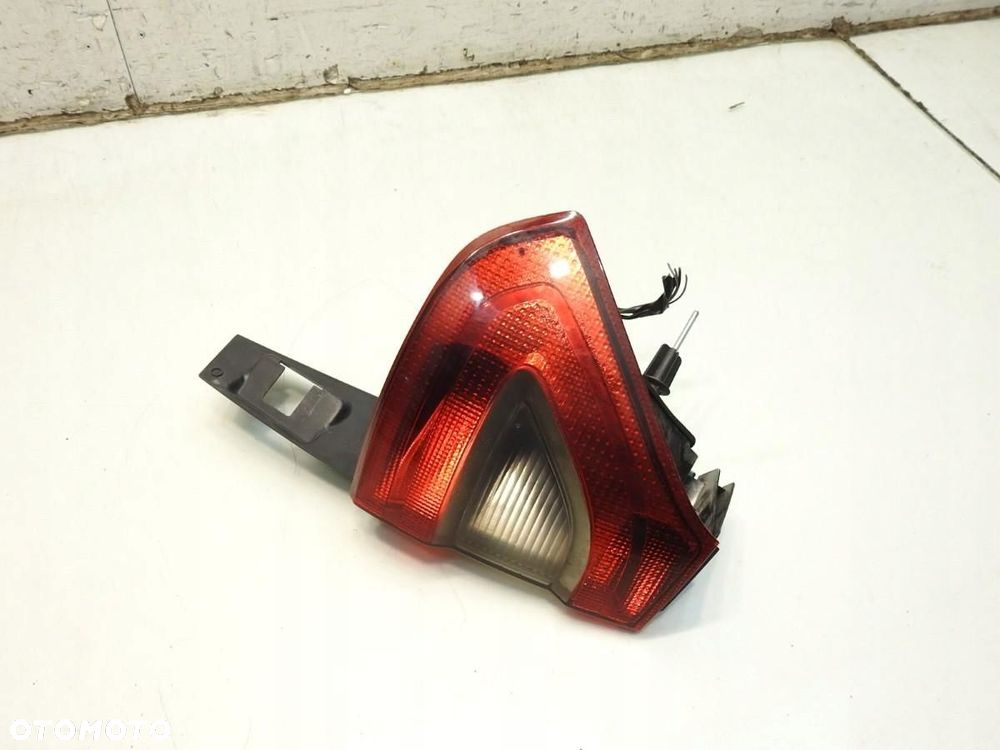 LAMPA LEWA TYŁ FORD GALAXY MK2 - 7