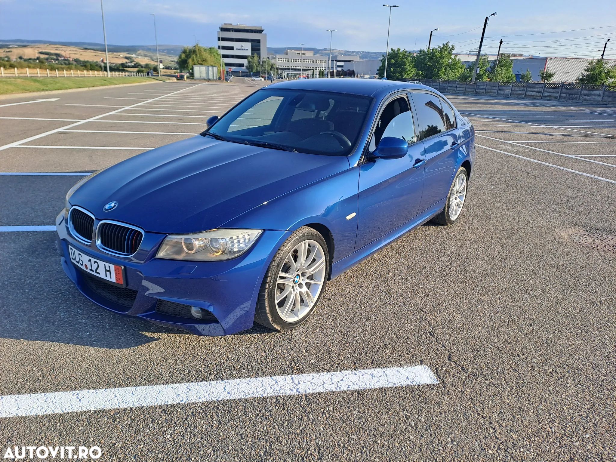 BMW Seria 3 318d - 1