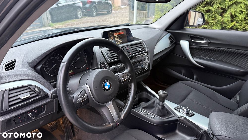 BMW Seria 1 118i Advantage - 23