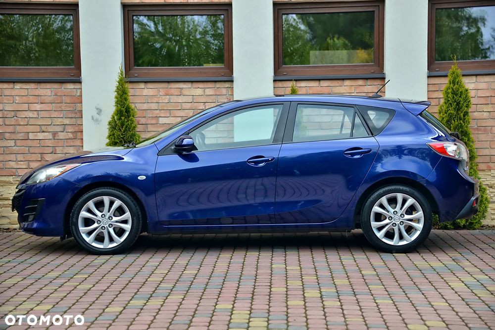 Mazda 3 1.6 Exclusive + - 19