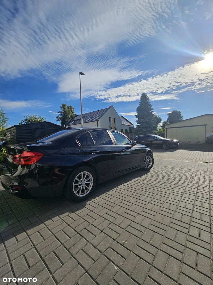 BMW Seria 3 316d - 8