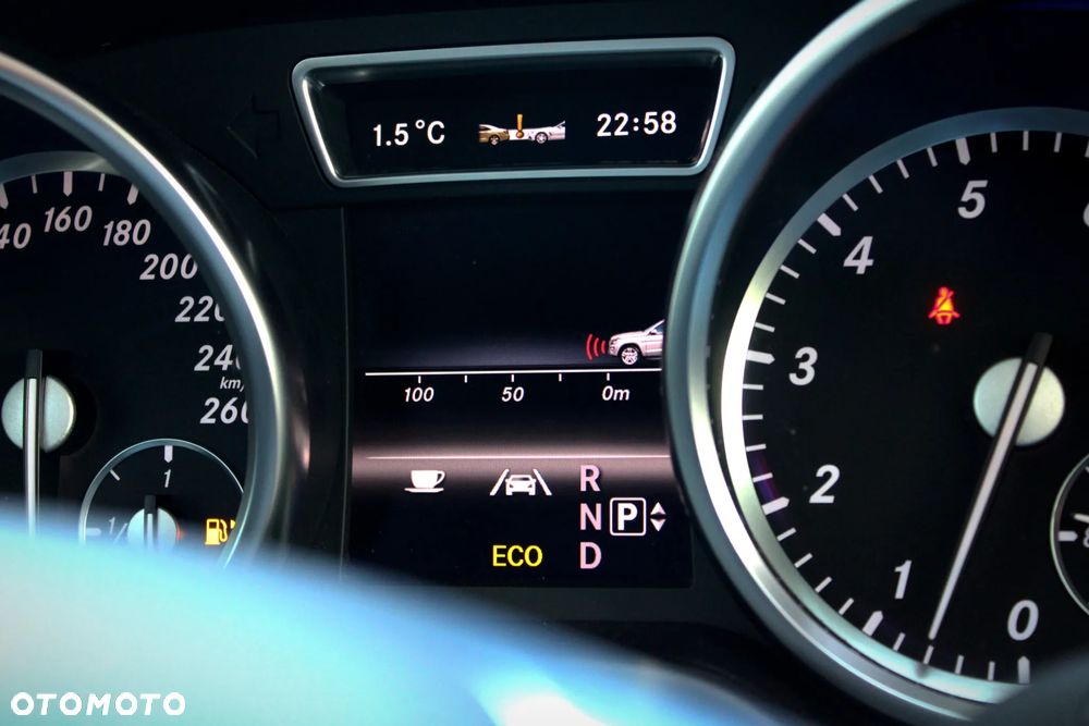 Mercedes-Benz GL 500 4-Matic - 29