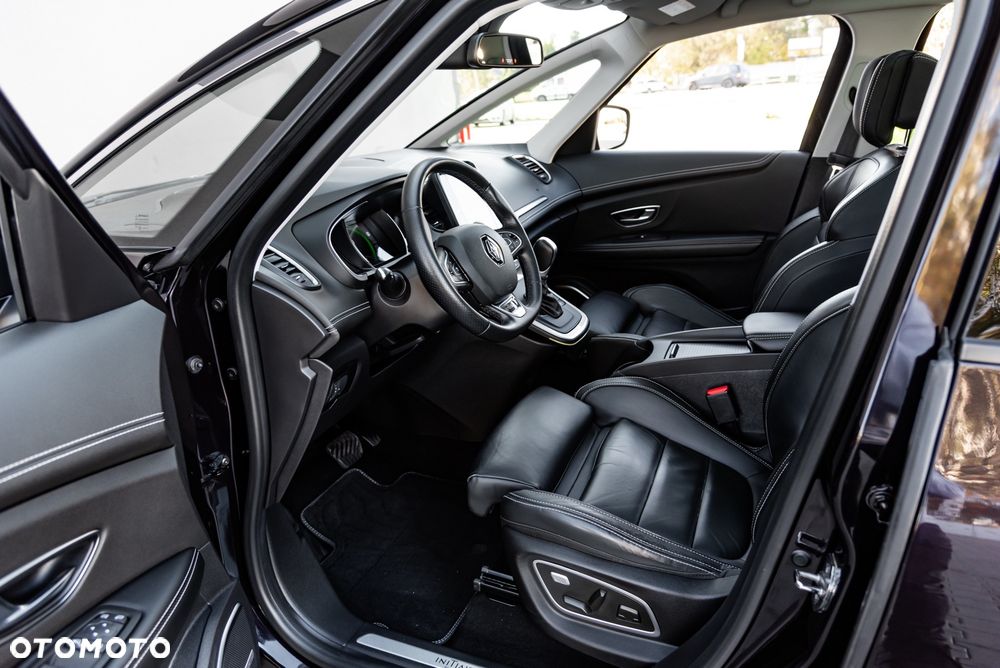 Renault Grand Scenic - 18