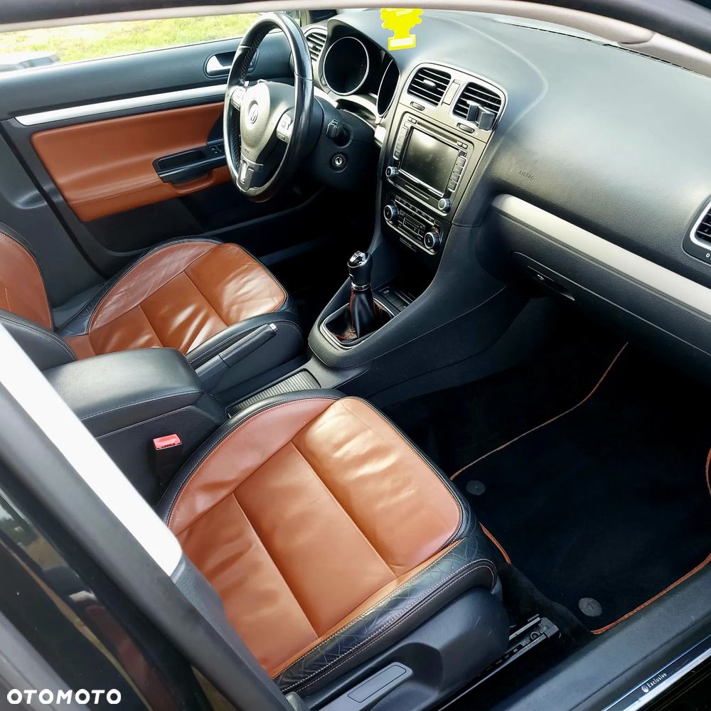 Volkswagen Golf - 10