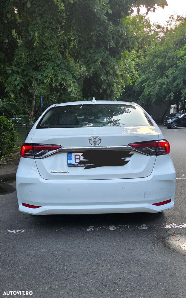 Toyota Corolla - 4