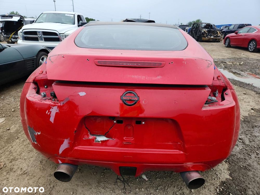 Nissan 370 Z 3.7 V6 Black Edition - 7