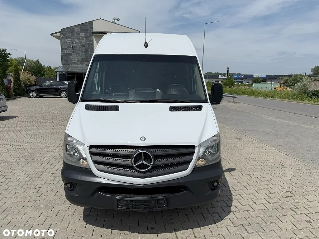 Mercedes-Benz SPRINTER - 2