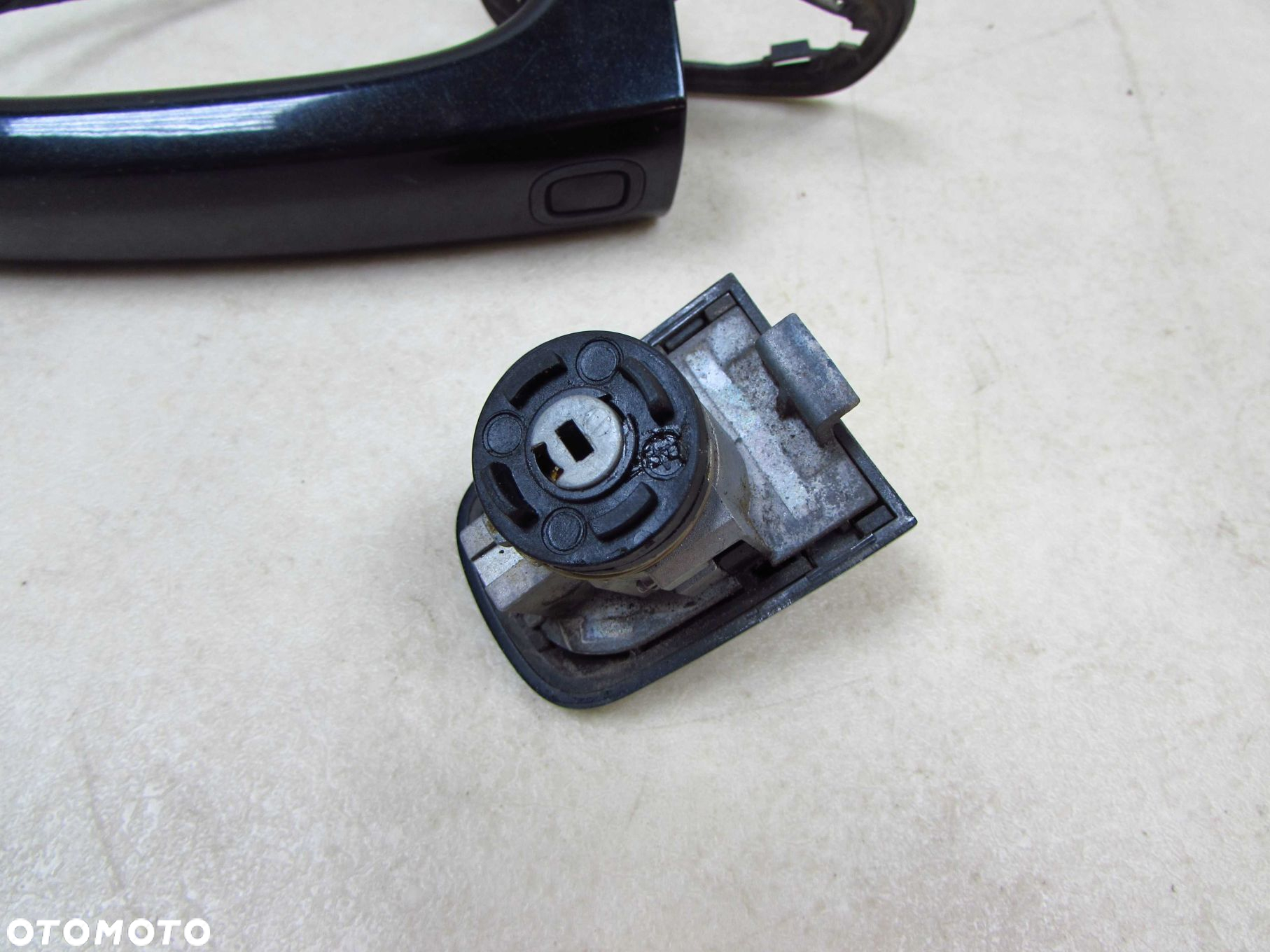 VOLVO C30 C70 V50 V70 XC60 KLAMKA ZEWNETRZNA WKLADKA PRZOD LEWA KEYLESS 30753786 30663627 30784963 - 7