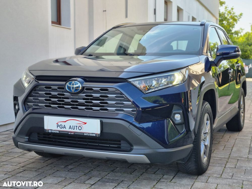 Toyota RAV4 - 6