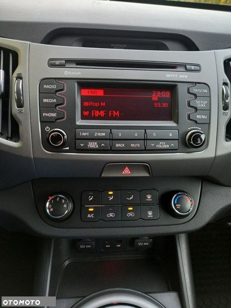 Kia Sportage 1.7 CRDI 2WD Dream-Team Edition - 32