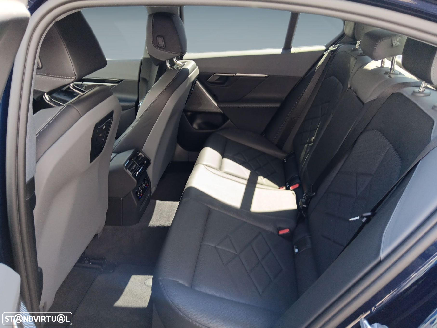 BMW 530 e - 19