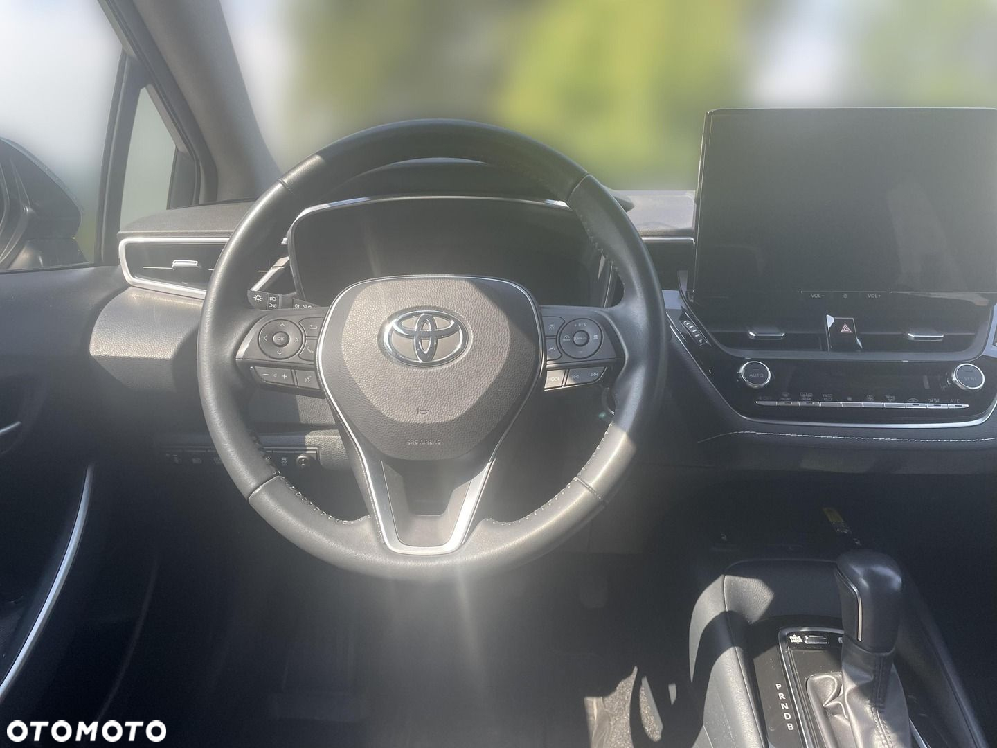 Toyota Corolla - 13