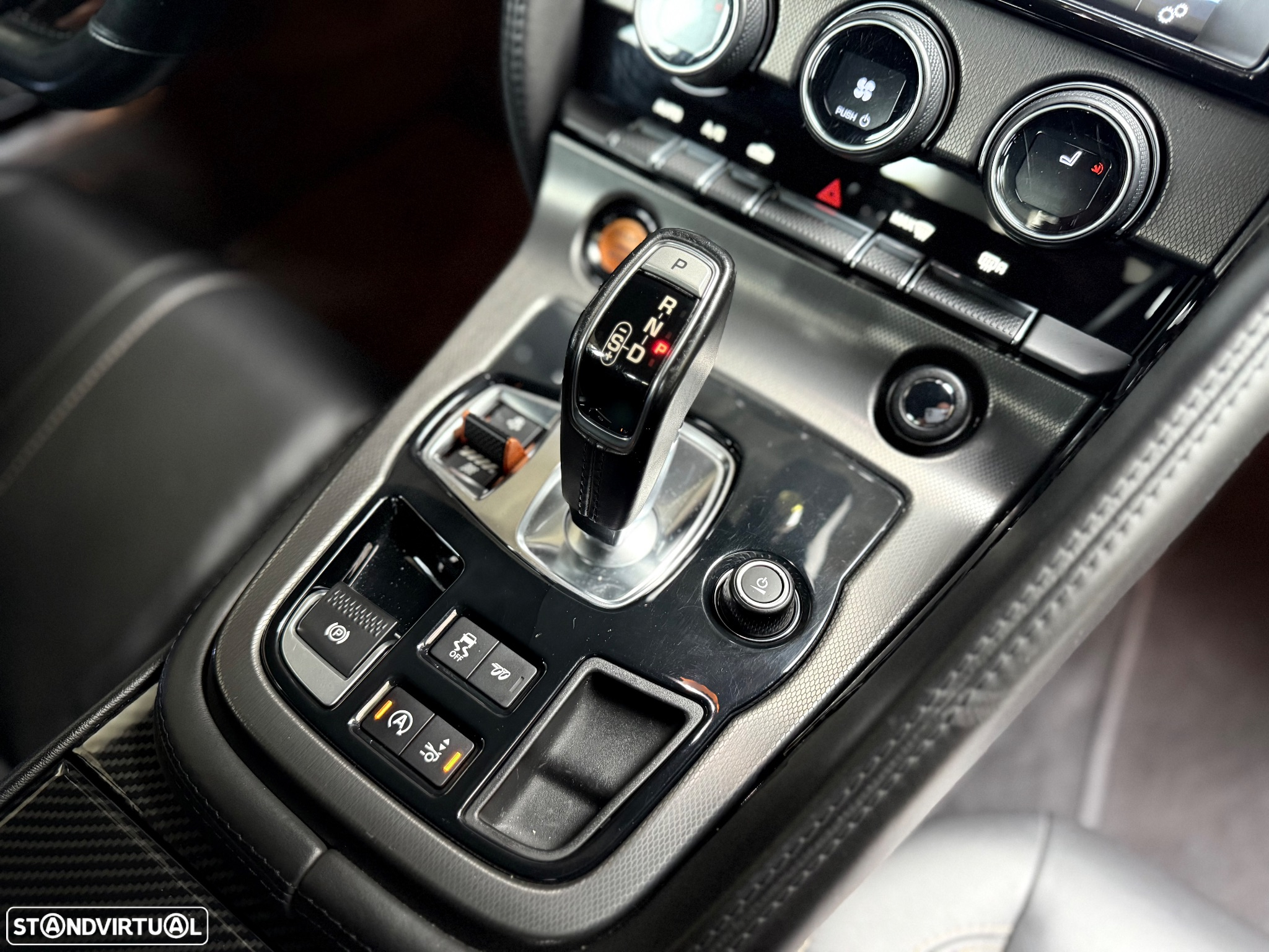 Jaguar F-Type 3.0 V6 S/C S Auto AWD - 11