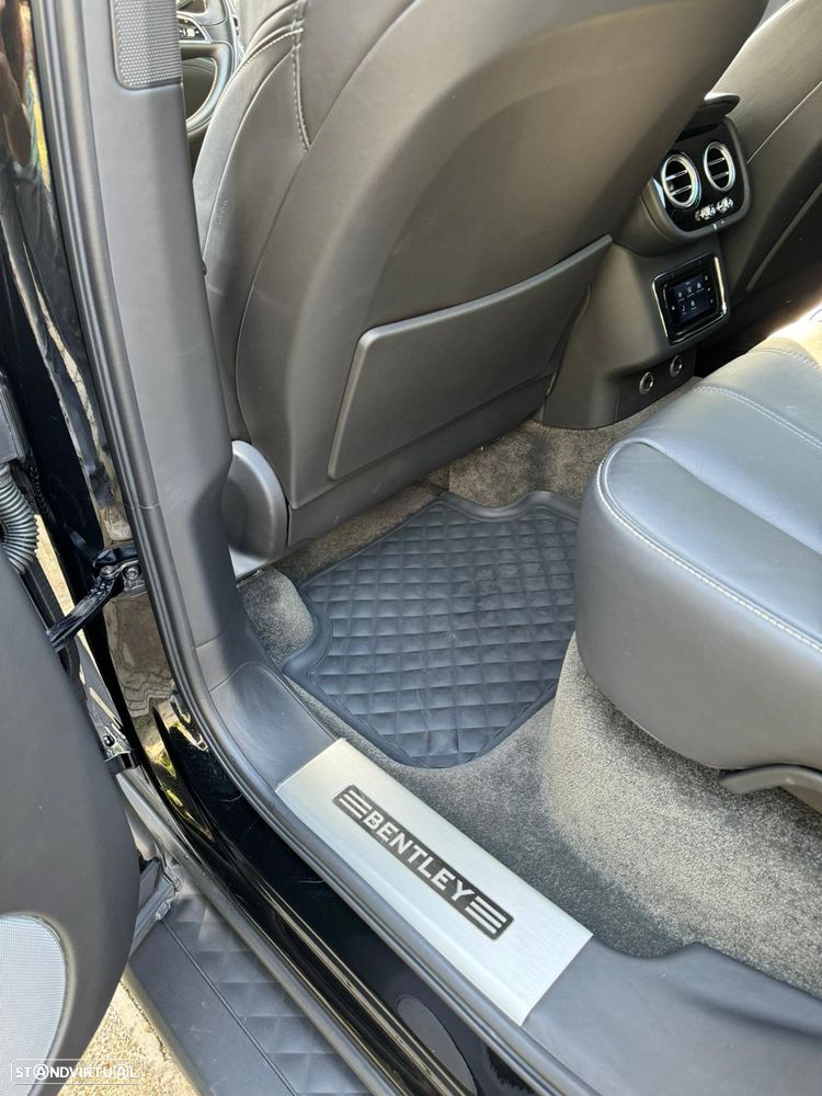 Bentley Bentayga V8 - 28