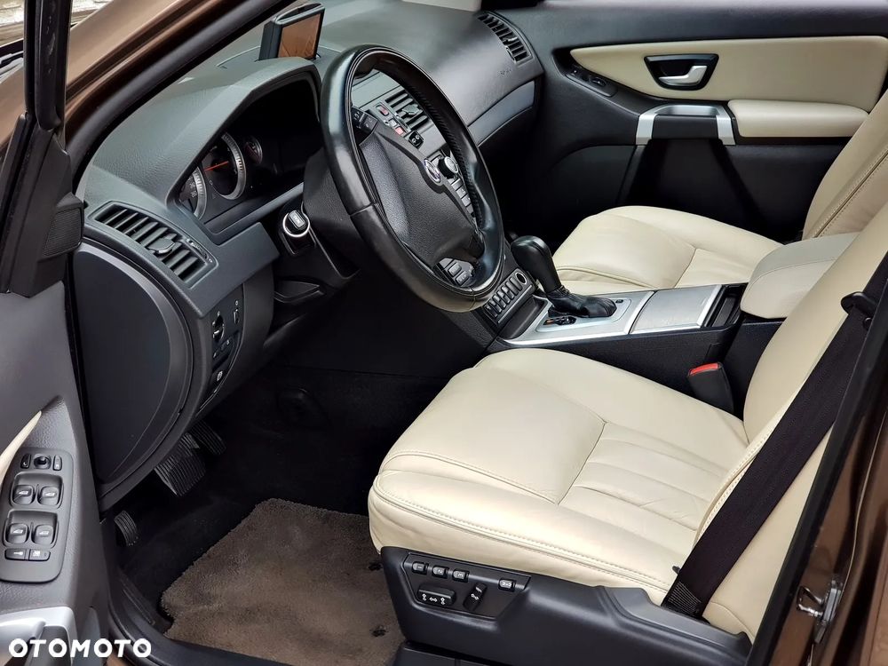 Volvo XC 90 D5 AWD Geartonic Summum - 1