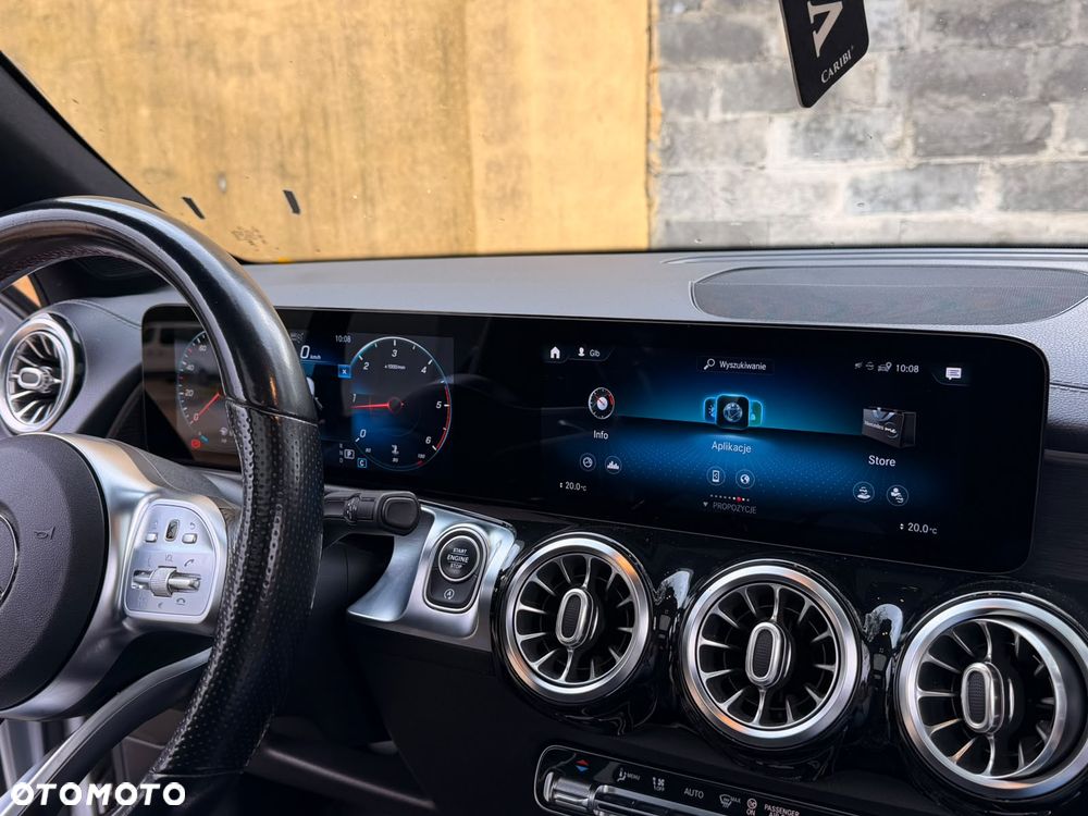 Mercedes-Benz GLB 220 d 4-Matic AMG Line 8G-DCT - 28