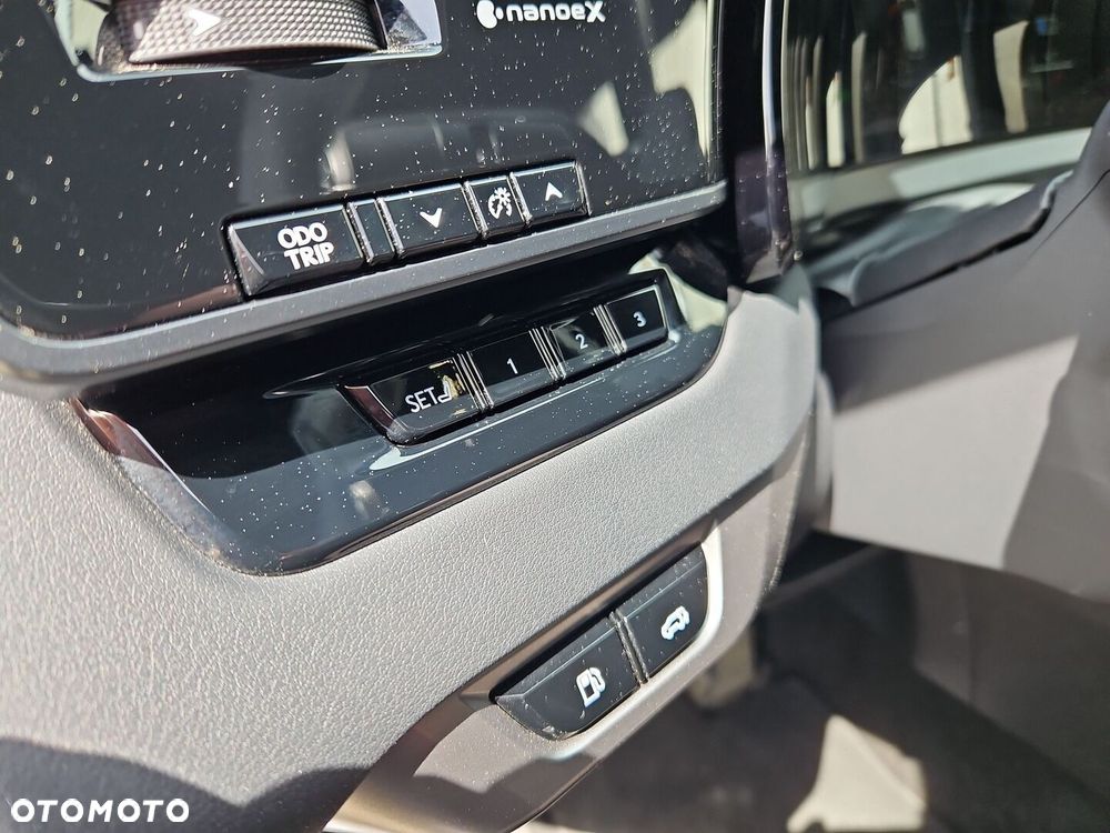 Lexus RX - 16
