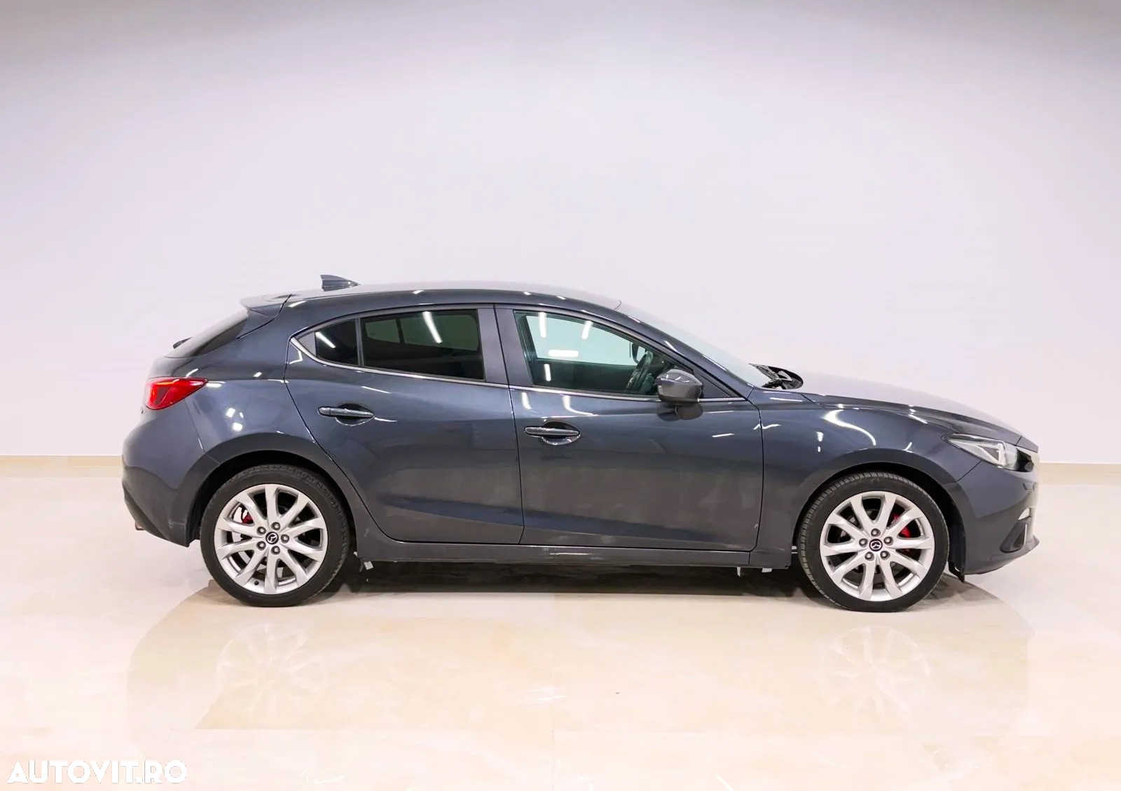 Mazda 3 - 12