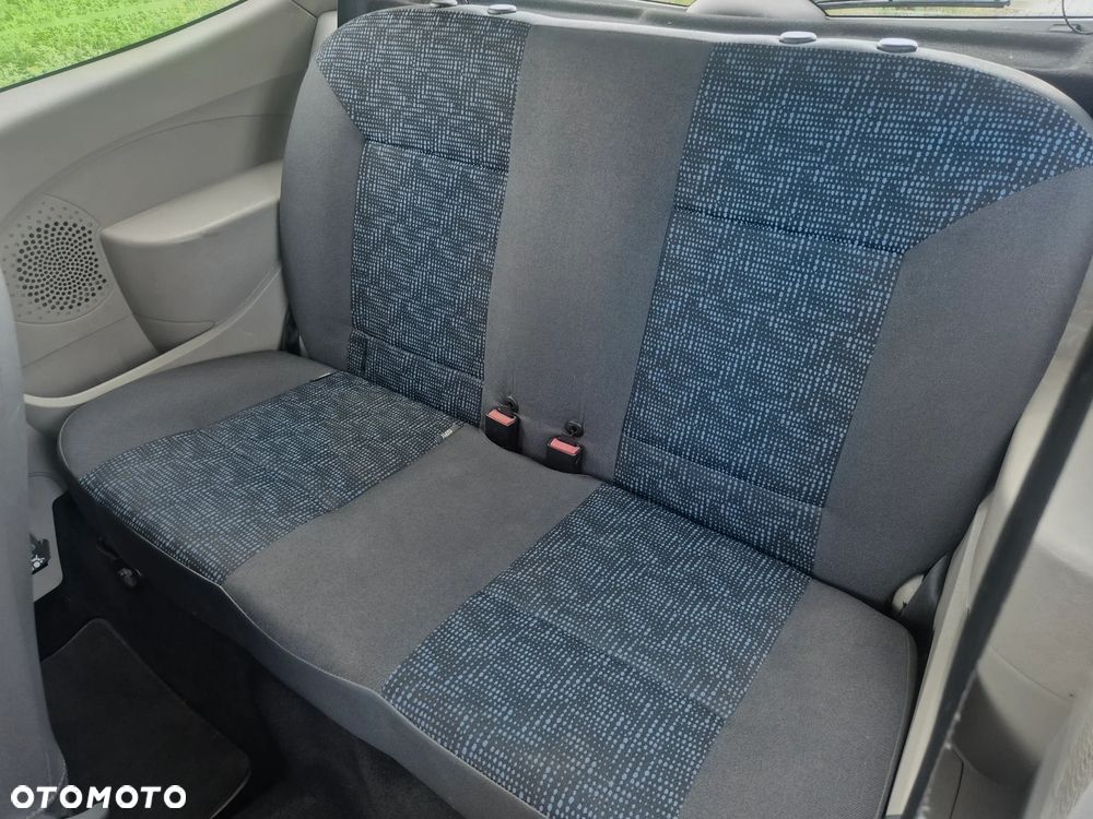 Renault Twingo 1.2 16V Night & Day - 21