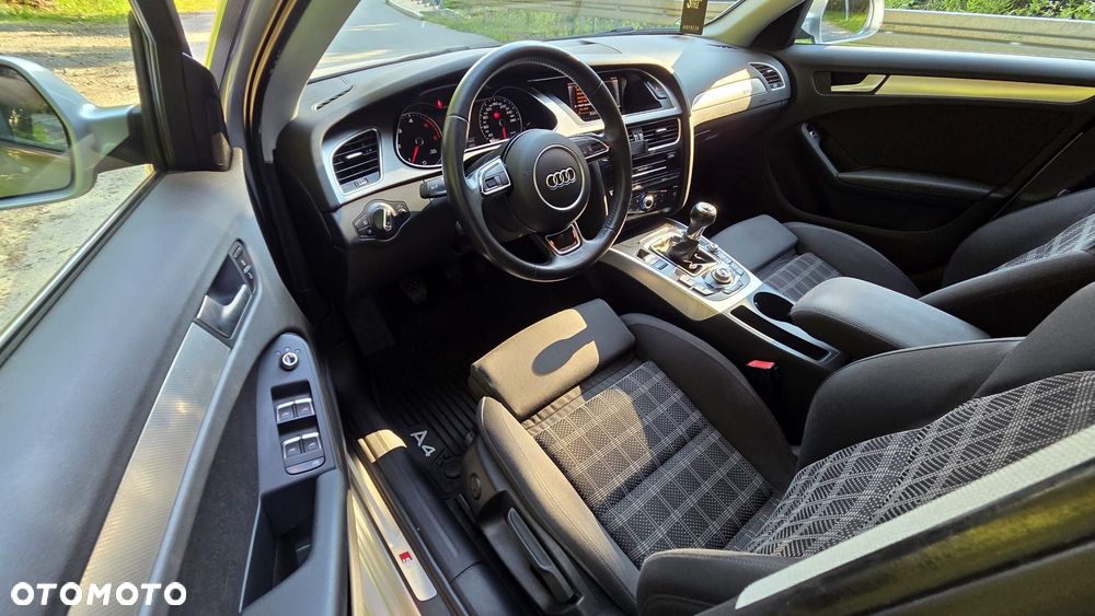 Audi A4 Limousine 2.0 TDI DPF quattro S line Sportpaket - 7