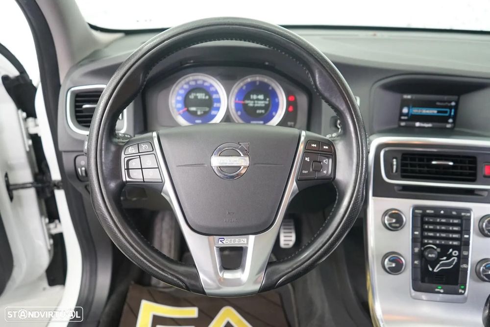 Volvo V60 1.6 D2 R-Design - 20