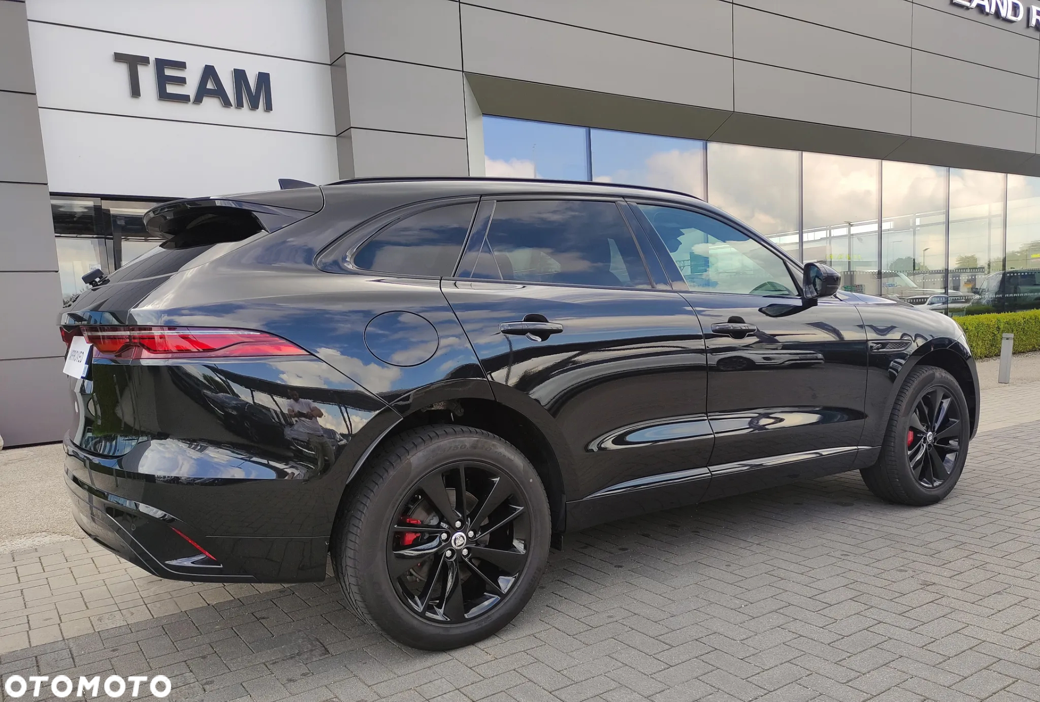 Jaguar F-Pace - 14